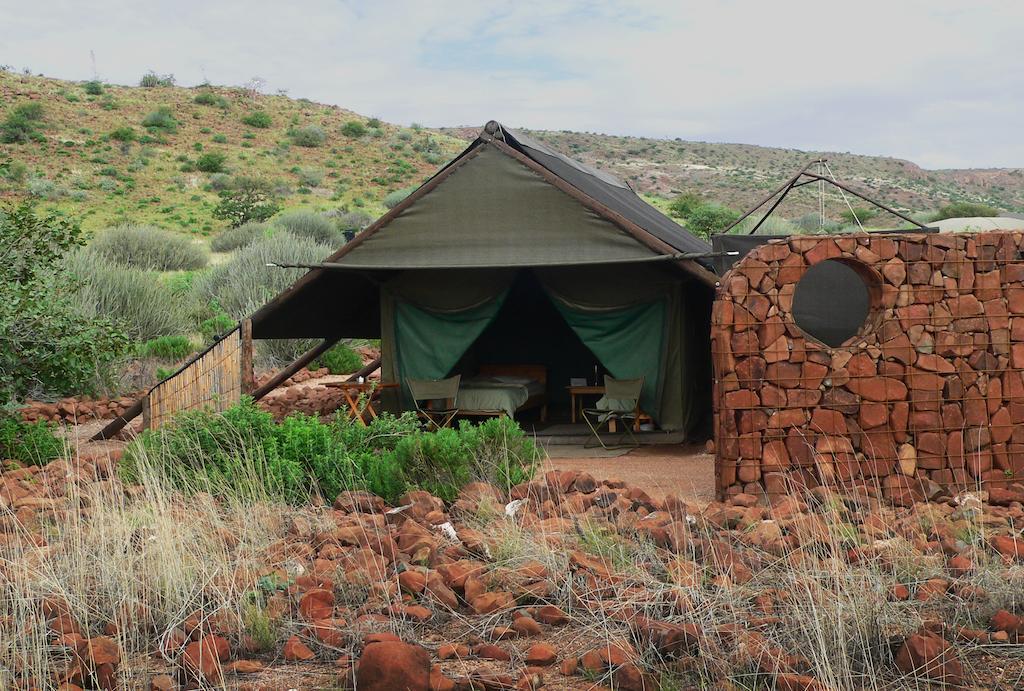 Etendeka Mountain Camp دامارالاند الغرفة الصورة