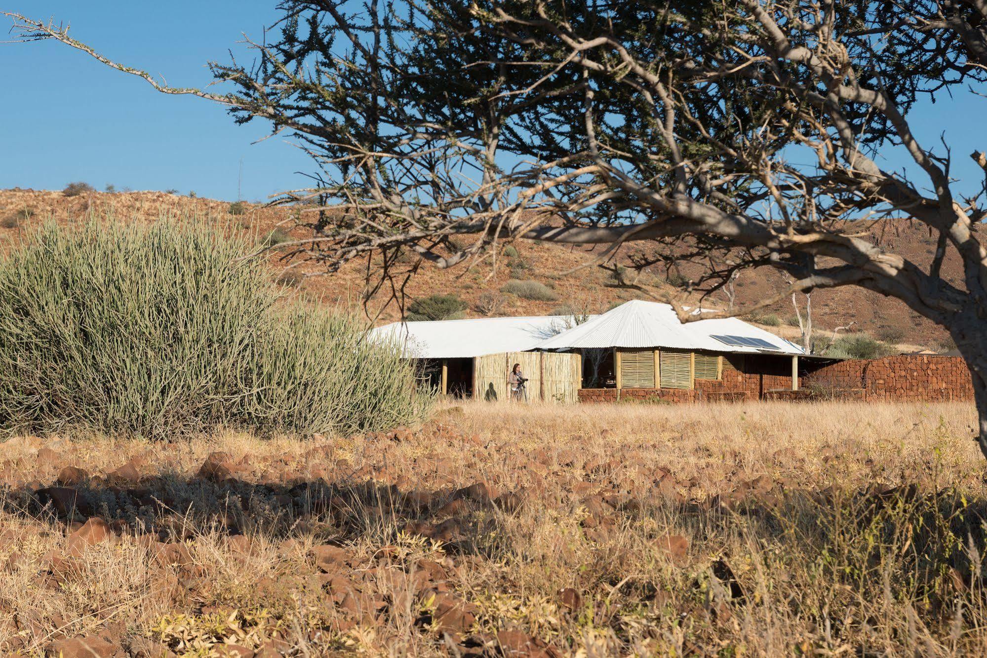 Etendeka Mountain Camp دامارالاند المظهر الخارجي الصورة