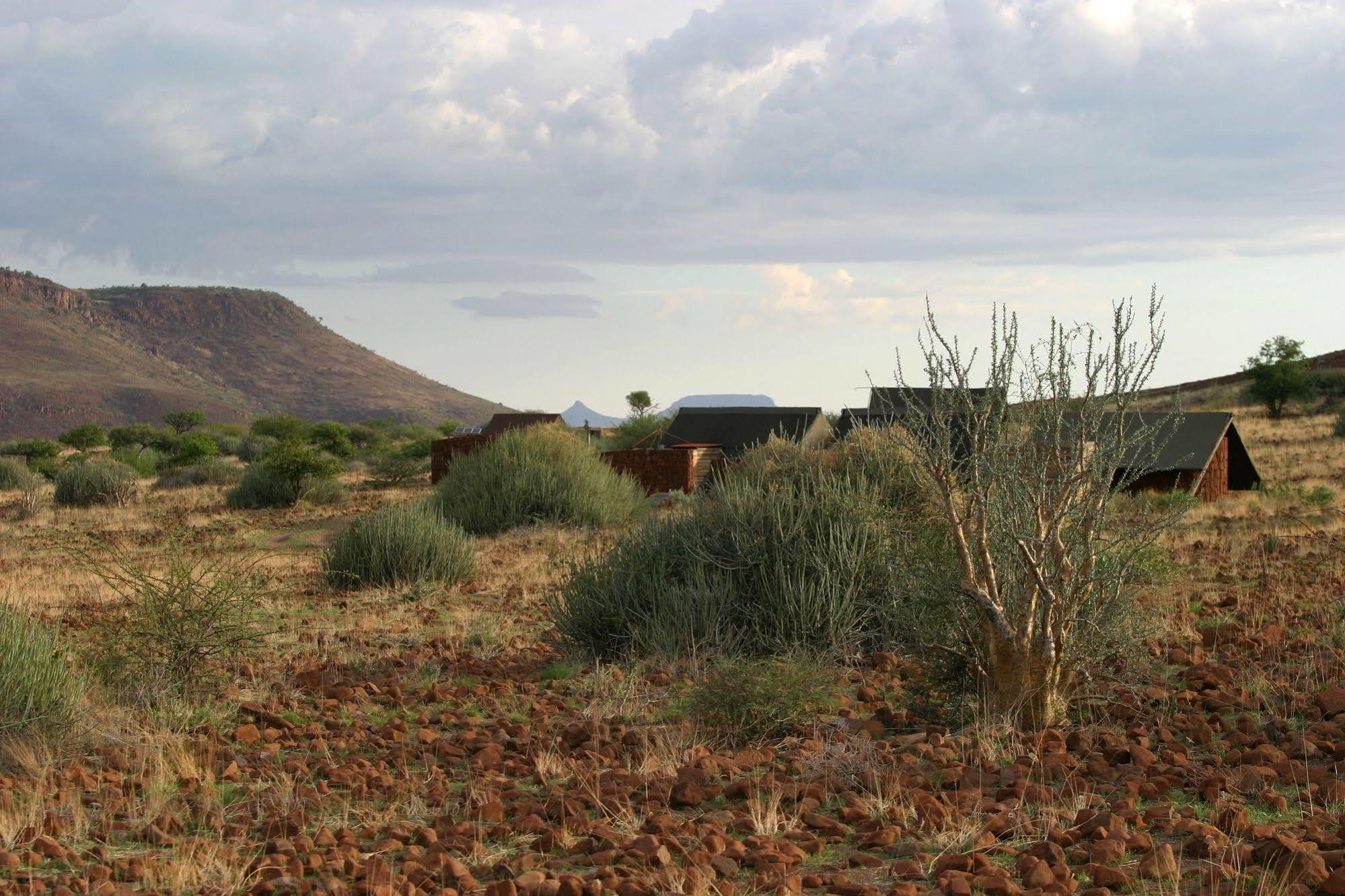 Etendeka Mountain Camp دامارالاند المظهر الخارجي الصورة